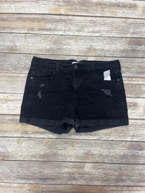 Black Shorts Old Navy, Size 14