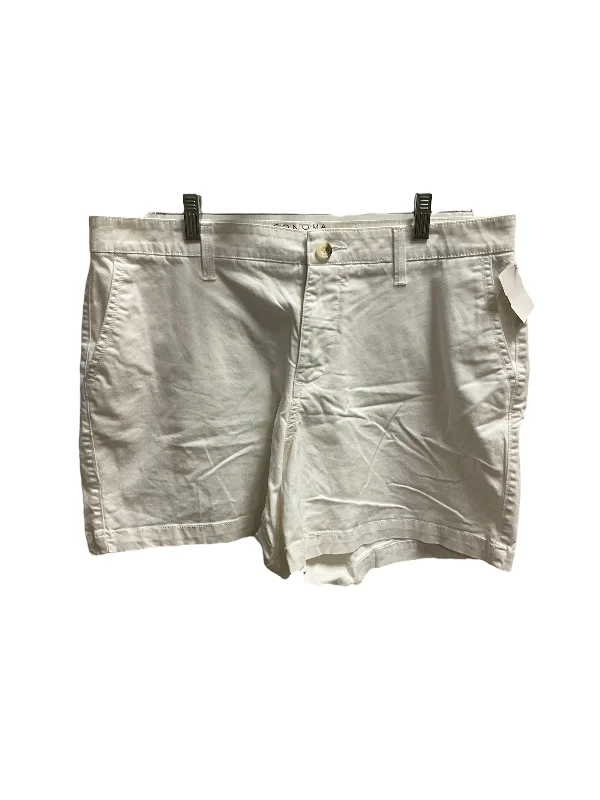 White Shorts Sonoma, Size 16