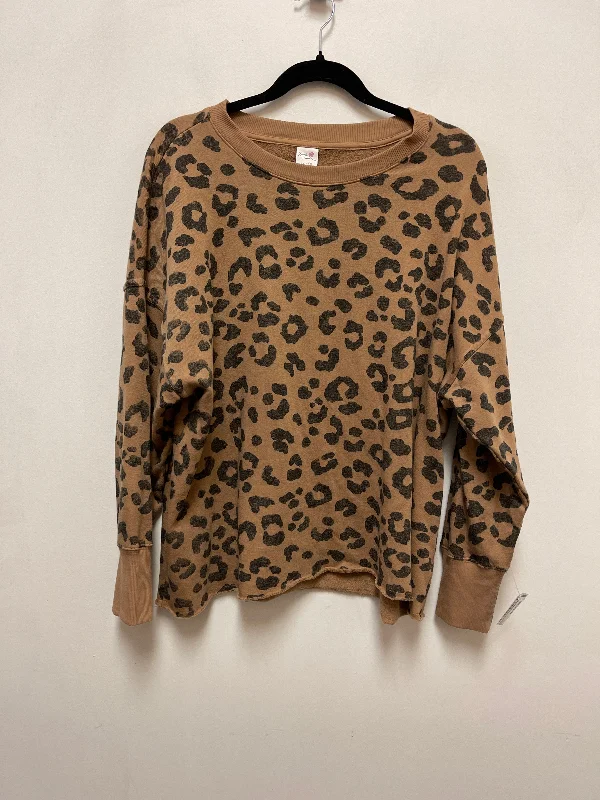 Sweater By Secret Treasures In Animal Print, Size: L