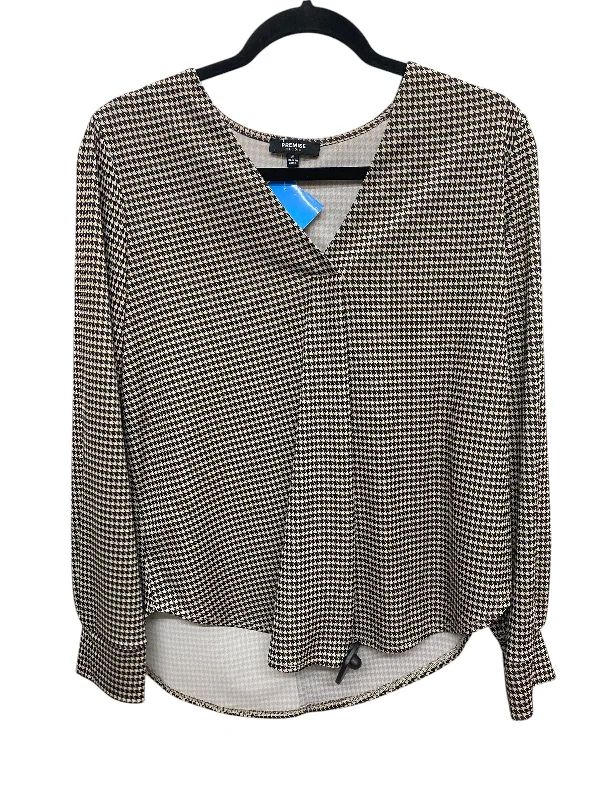 Top Long Sleeve By Premise Studio In Multi-colored, Size: M