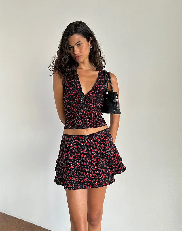 Wardrobe Upgrade Hevalis Top in Strawberry Polka Black