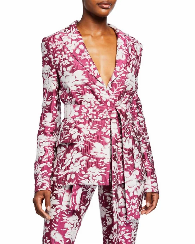 Dive Into Trendy Women's Fashion Raquelle Jacket In Jacquard Fuchsia Print