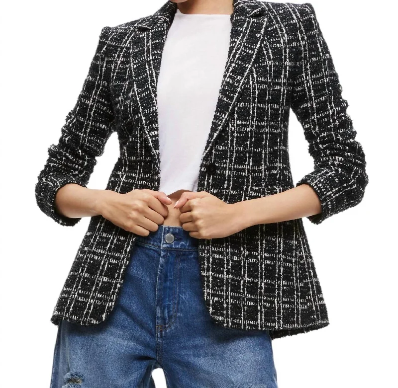 Seasonal Trends Macey Fitted Notch Collar Blazer In Black And White